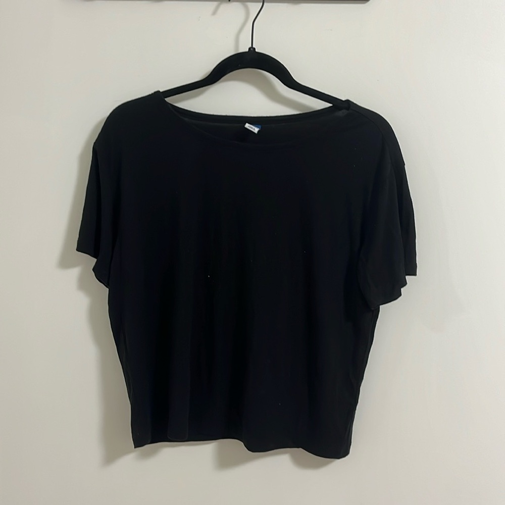 Old Navy super soft cropped xs black t-shirt